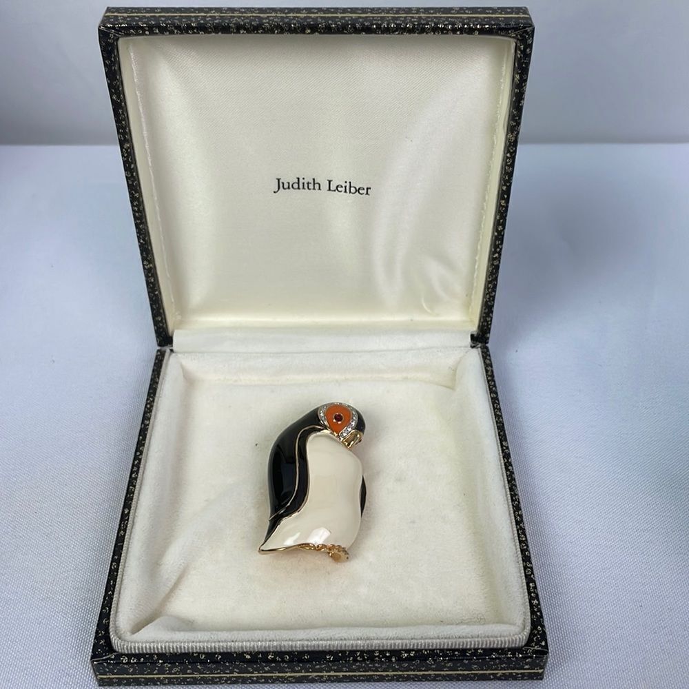 Judith Leiber Penguin Enamel In Box Pin